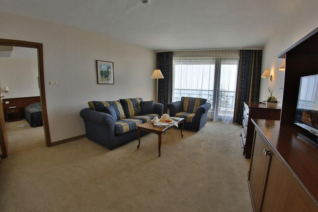 Riviera Beach Hotel - 2-bedroom apartment